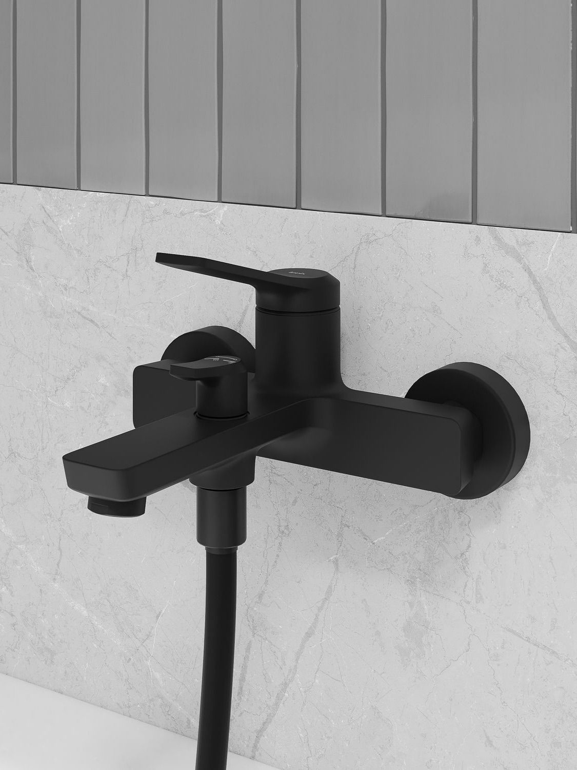 Фото товара на маркетплейсе ozon Смеситель для ванны, латунь, матовый черный, Parker, IDDIS, PARBL02i02WA