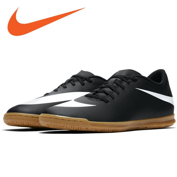 Nike BRAVATAX 2