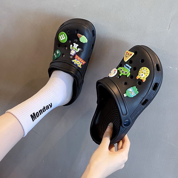 Тапочки Crocs Crocs Sarah Clog - купить с доставкой по выгодным ценам в ...