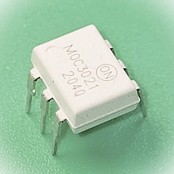 Оптосимистор MOC3021 - купить с доставкой по выгодным ценам в интернет ...