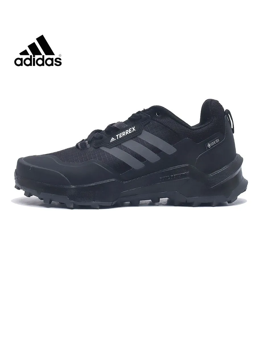 Кроссовкиadidas