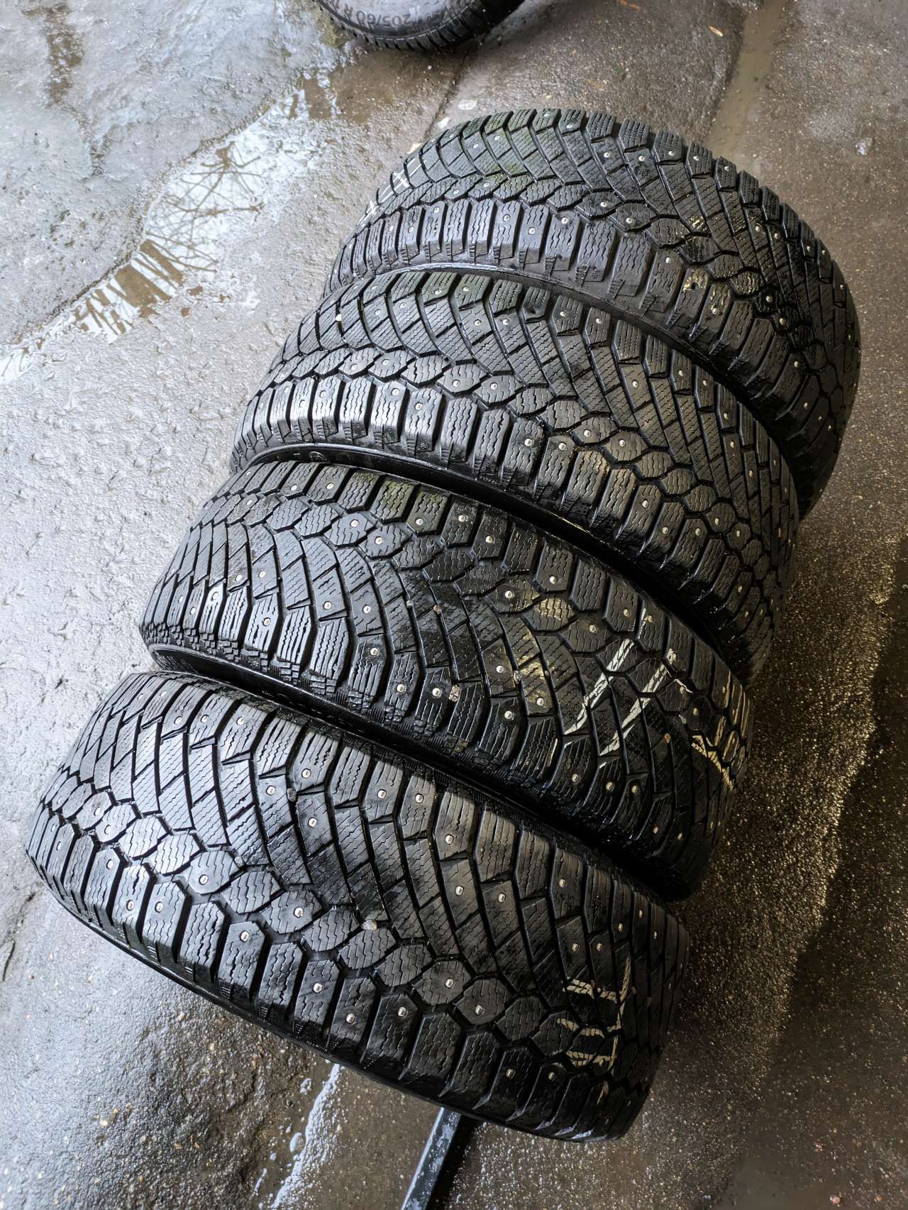 ContinentalContiIceContact4шт.49b6e455Шиныспробегомзимние205/60R1696TШипованные