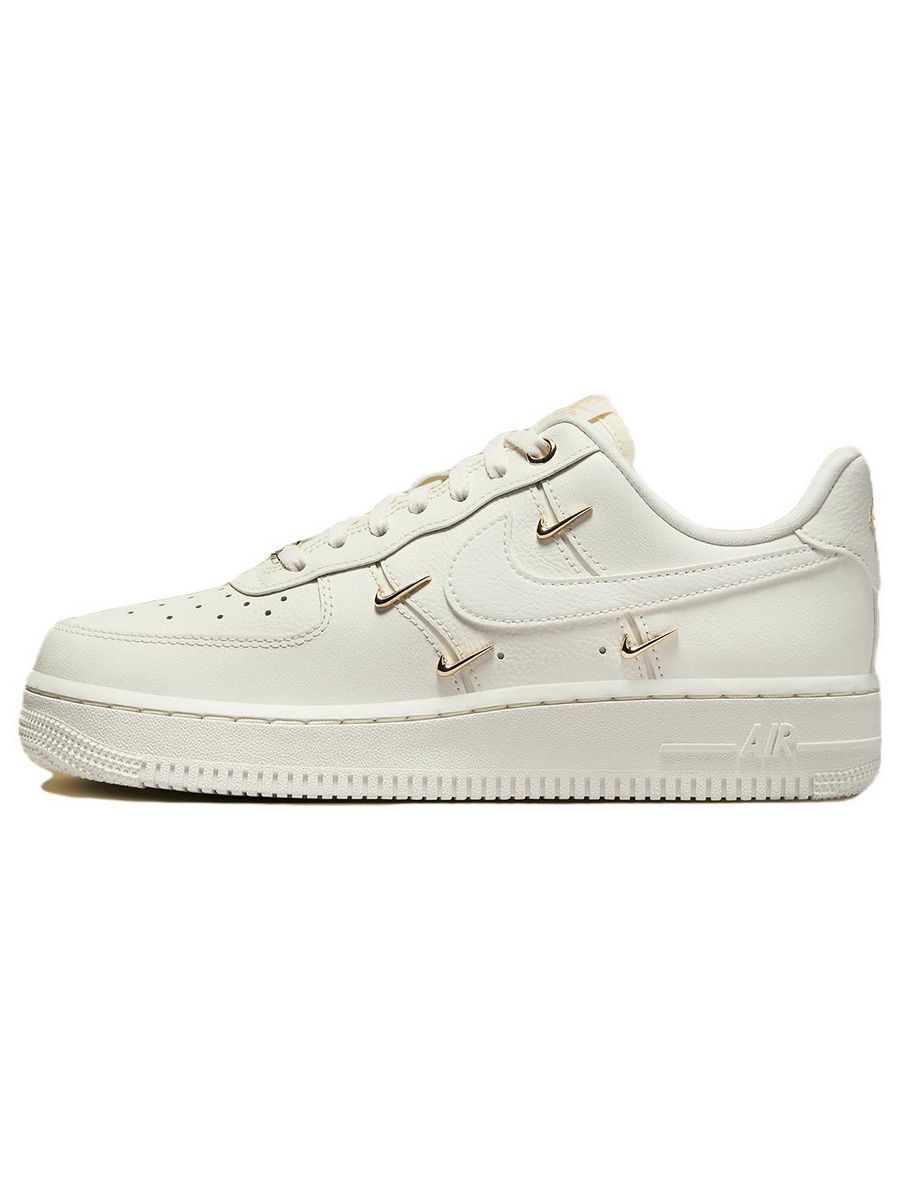 Nike Air Force 1 Low White.