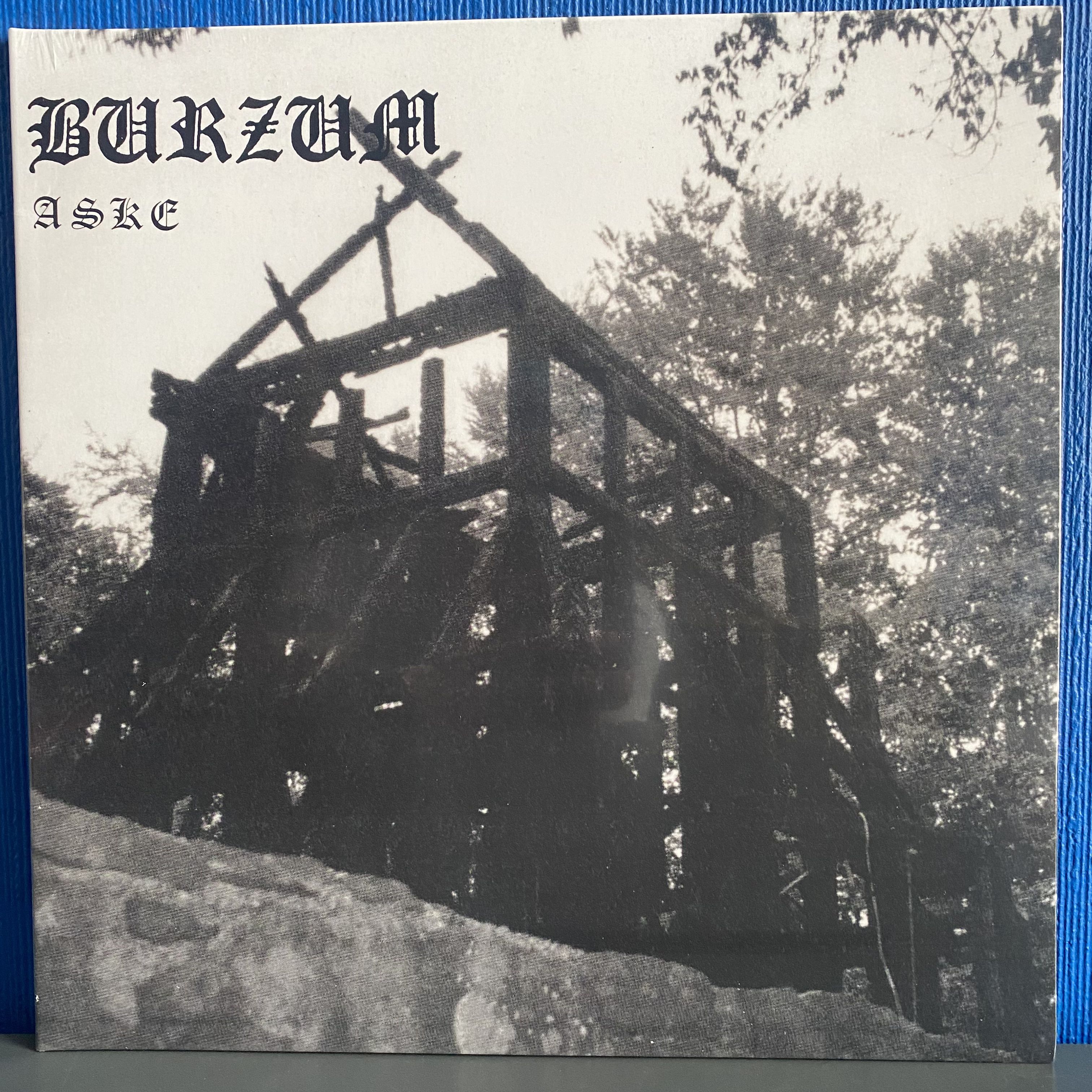 Lp metal. Burzum "Aske". Burzum обложка с Церковью. Burzum Aske обложка. Burzum Filosofem 1996