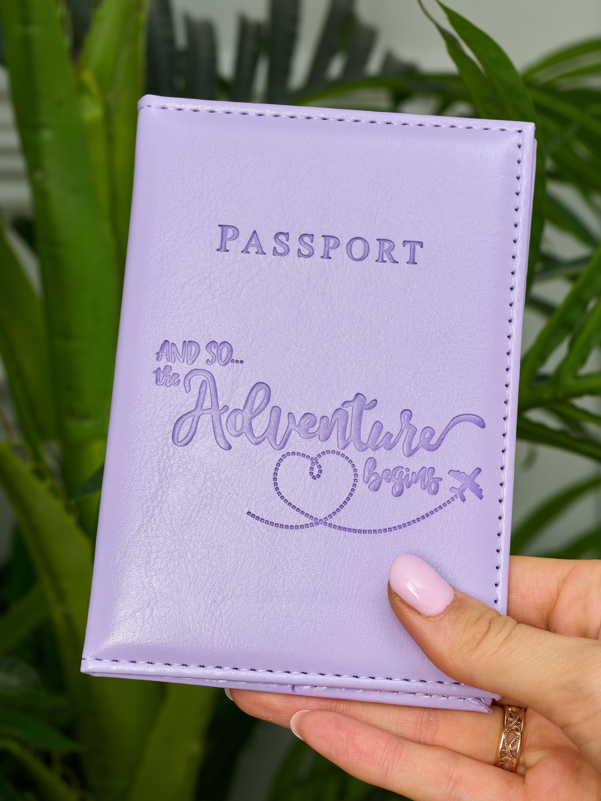 Обложка на паспорт женская фиолетовая, сиреневая эко кожаная, чехол для документов с надписью премиум