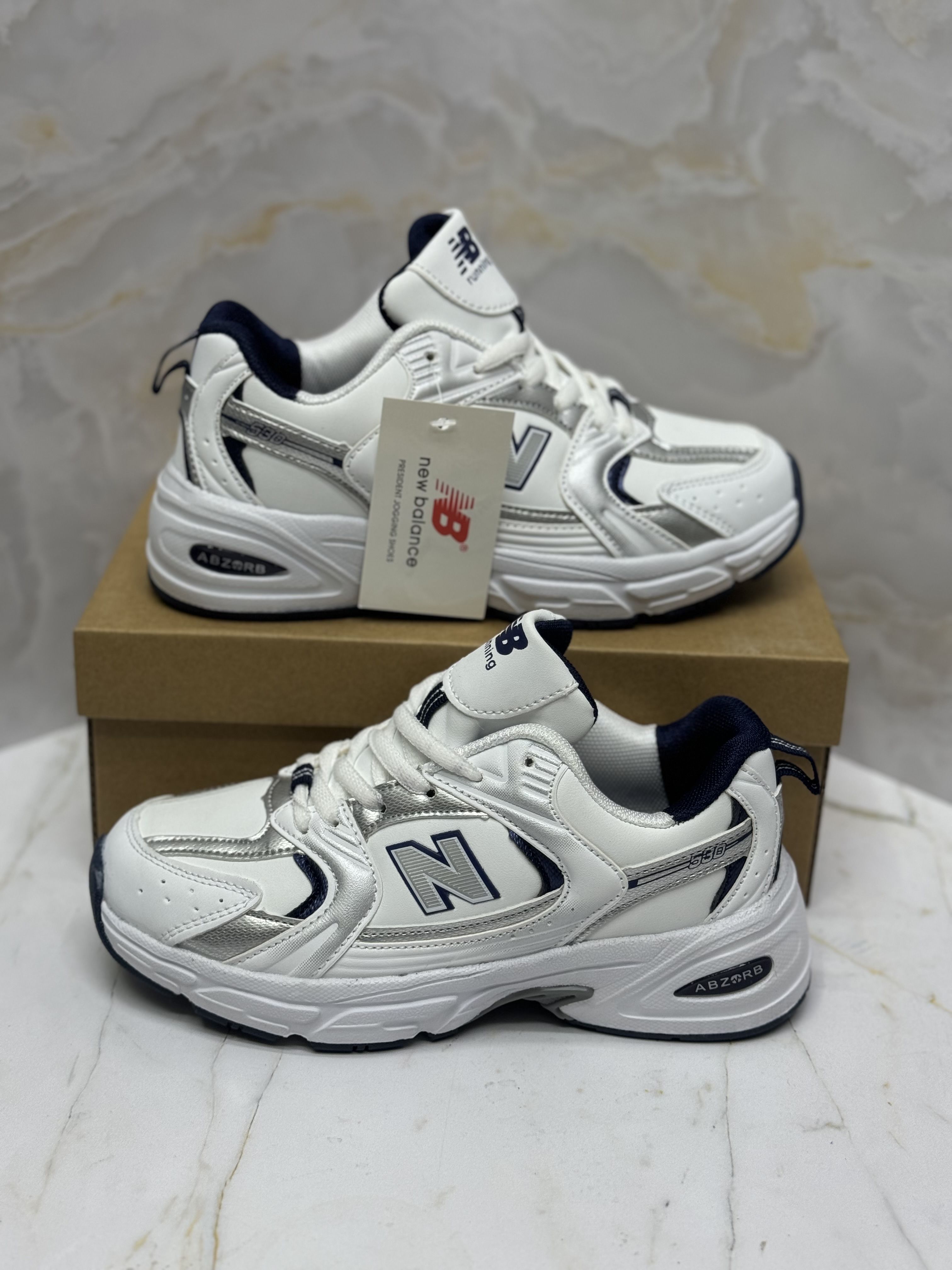 КроссовкиNewBalance