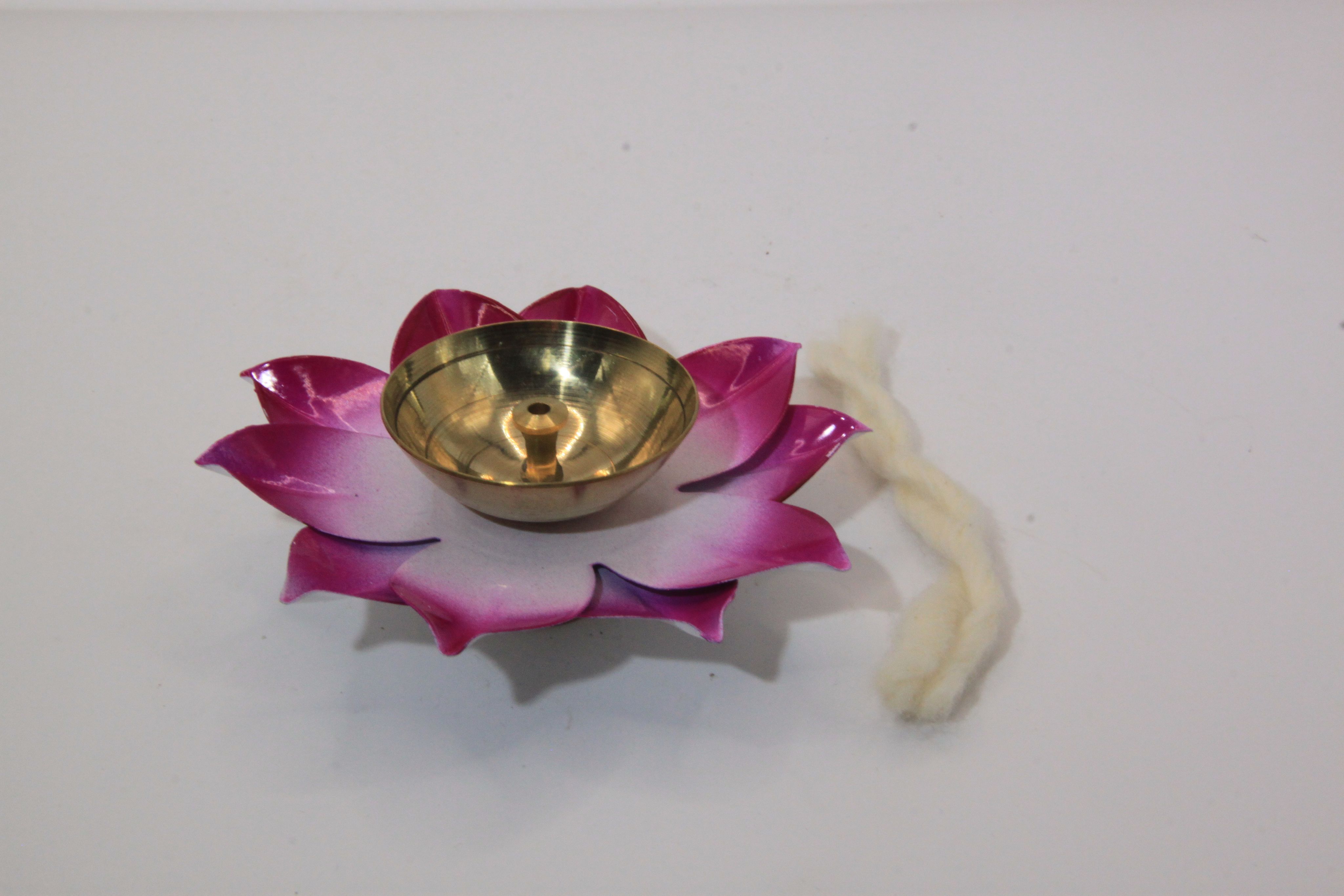 Лампада масляная-дипак, латунь лотос розовый D10