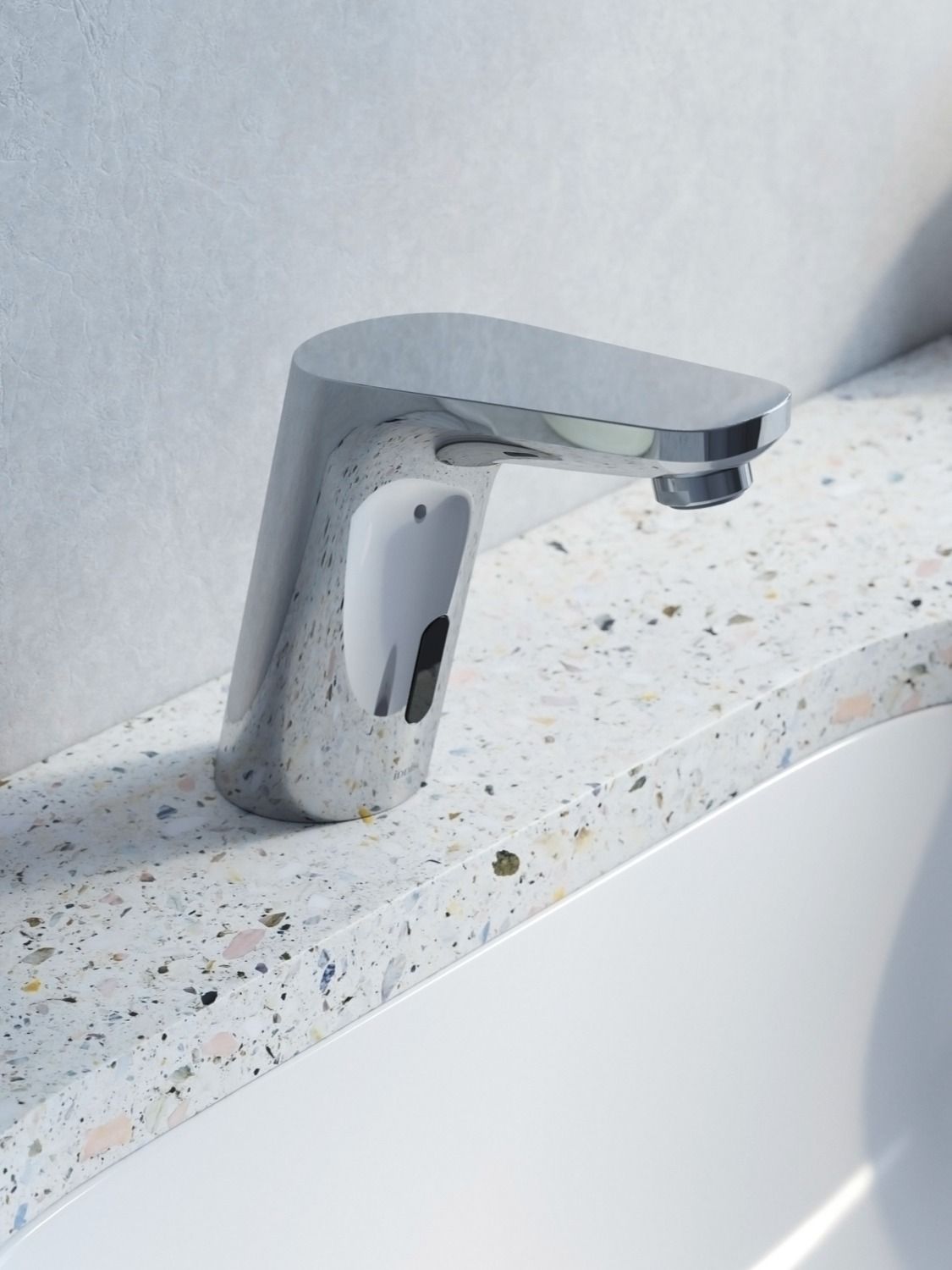 Фото товара на маркетплейсе ozon Сенсорный смеситель для раковины IDDIS, латунь, глянцевый хром, Pulse, PULSBS0i86