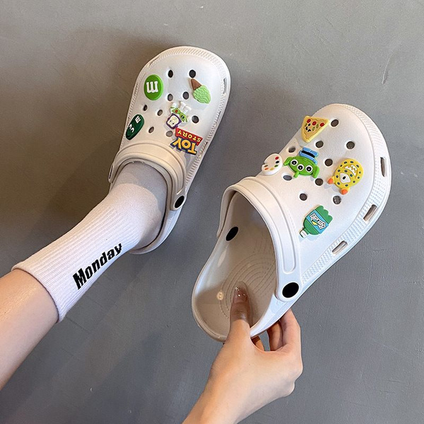 Тапочки Crocs Crocs Sarah Clog - купить с доставкой по выгодным ценам в ...
