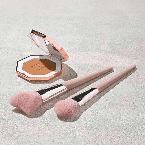 Пудра-бронзатор бронзер для лица Fenty Beauty SUN STALKER INSTANT ...