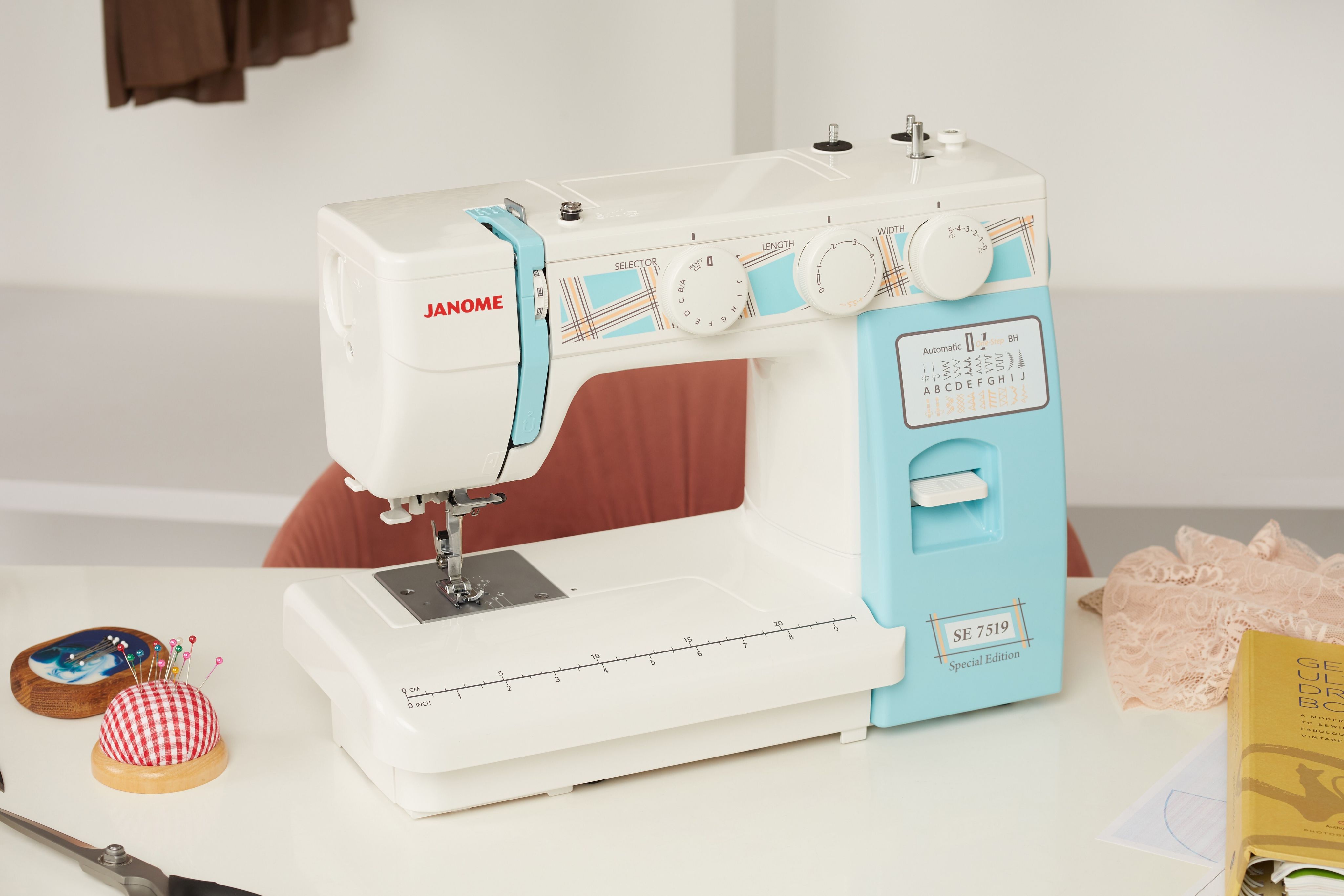 Швейная машина Janome SE 7519 - стильная, надежная и функциональная