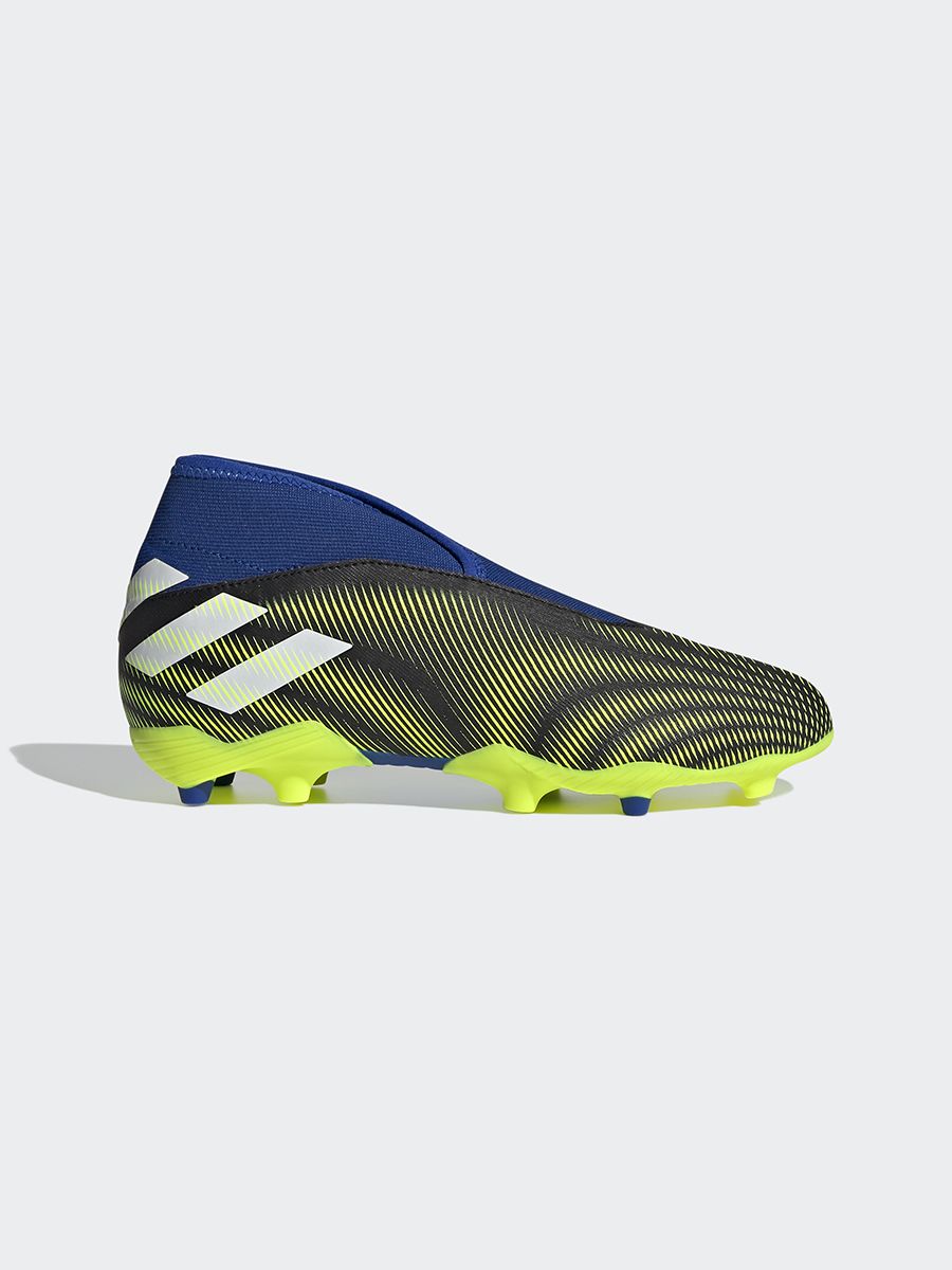 Adidas nemeziz best sale metal studs