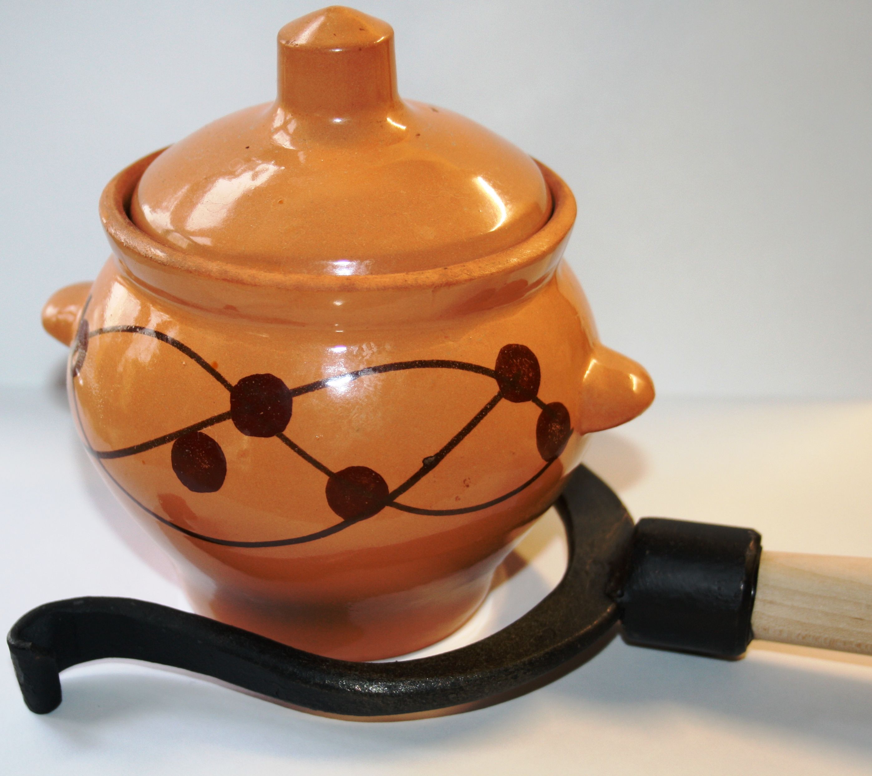 Cooking глина. набор горшочков для запекания с ухватом. ухват для горшочков. ухват для горшочков. глиняная посуда борисов чугунок.