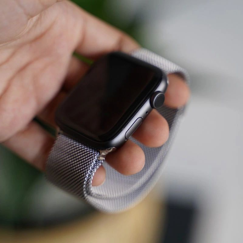 Apple watch se 40mm gray