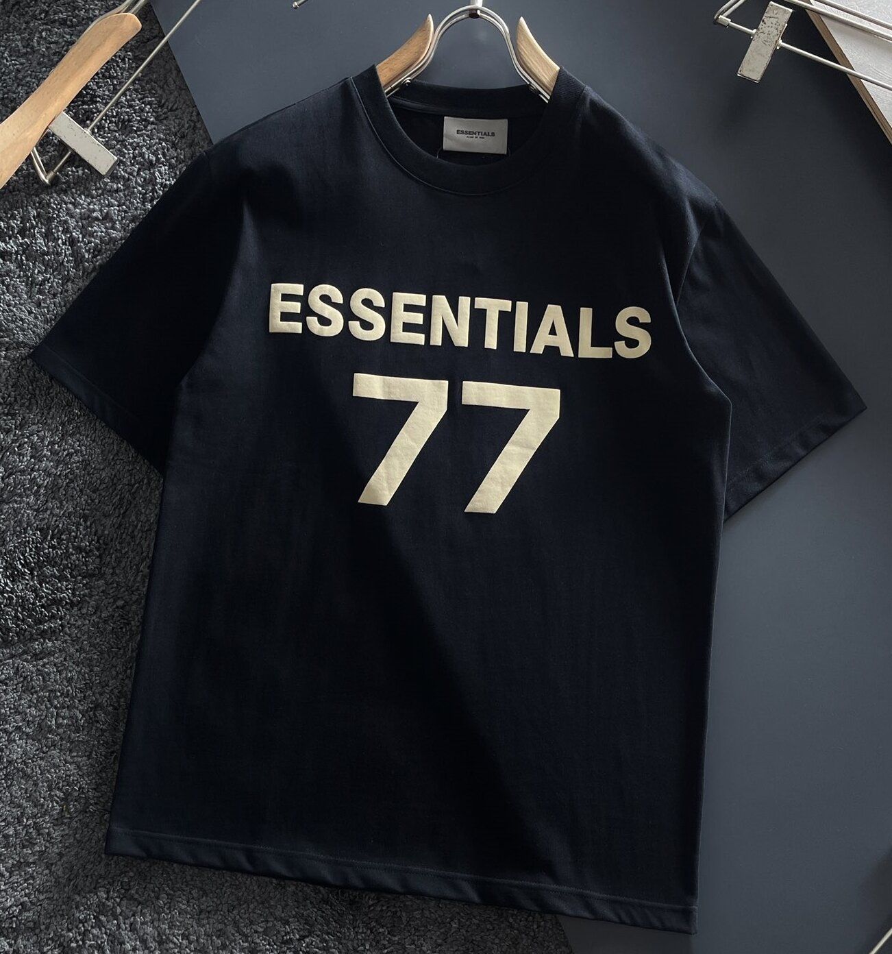 Футболка essentials. Майка essentials fear of god. Спортивная одежда футболки адидас. Fear of god essentials. Essentials футболка мужская.
