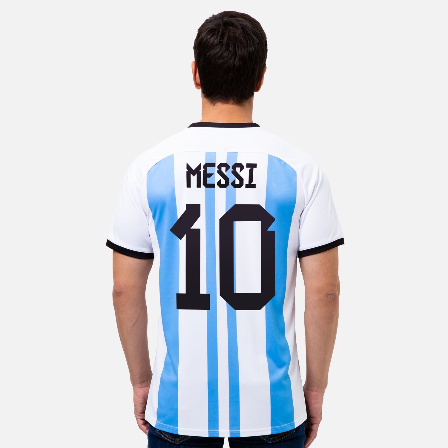 Месси в футболке сборной Аргентины