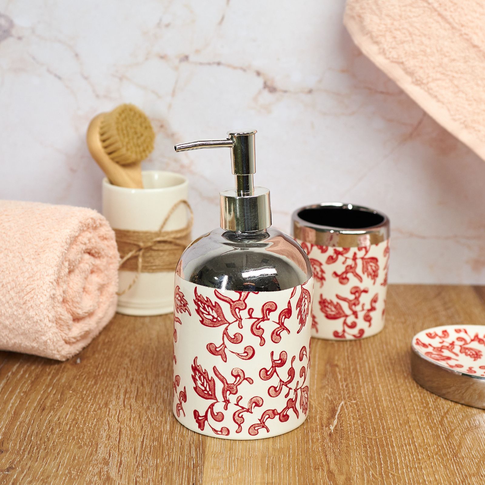 Дозатор для жидкого мыла своими руками. Дозатор для широкого горлышка банки. Дозатор для моющего средства из бутылки от виски своими руками. Как сделать дозатор для мыла. Керамические изделия своими руками дозатор.