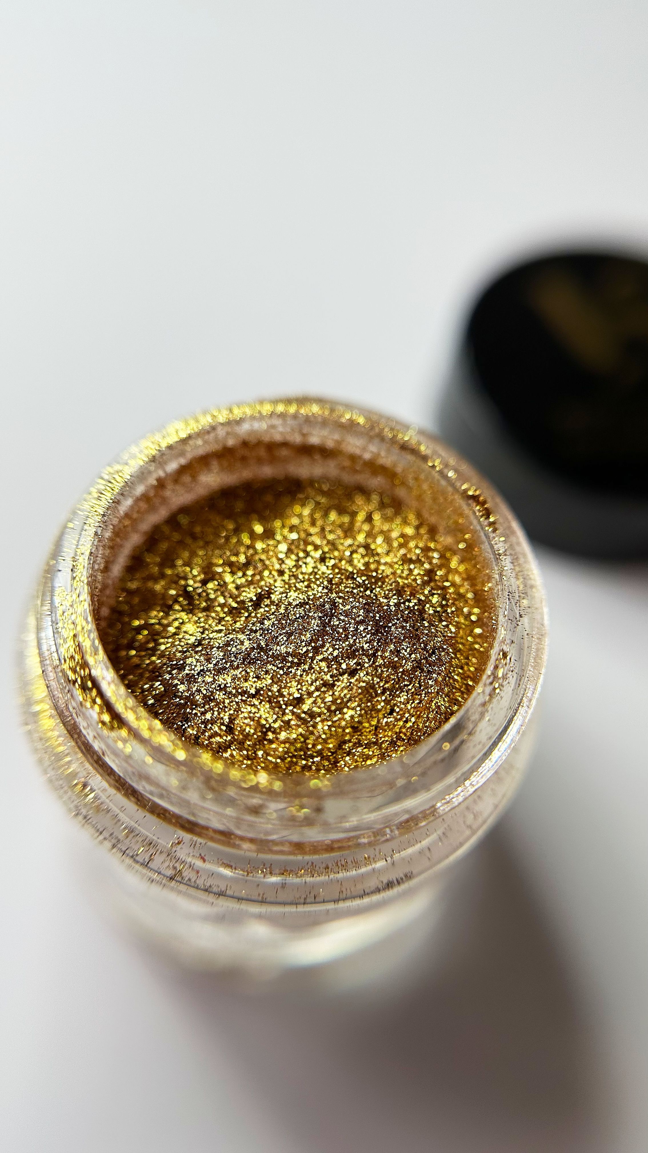 Цвет чернильной пасты. Хаки краситель. L50 тинель пигменты. Тамми танука пигмент треск хвороста. Пигмент окись хрома 30г.