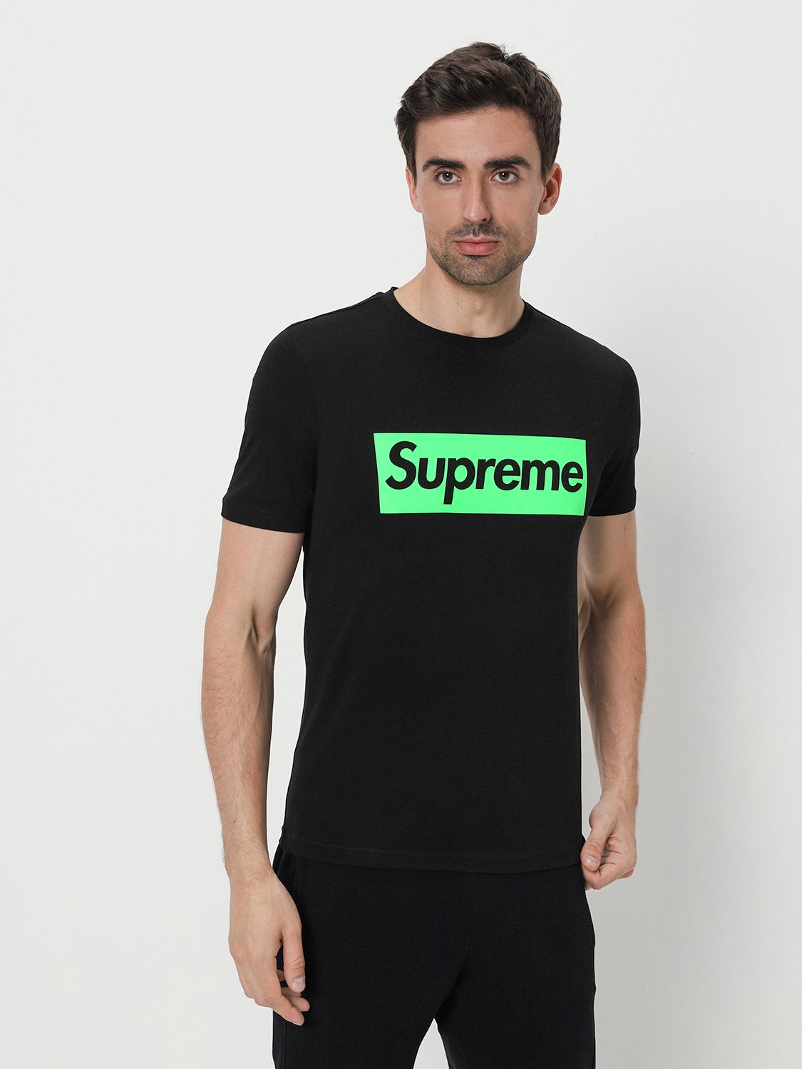 ФутболкаSupreme