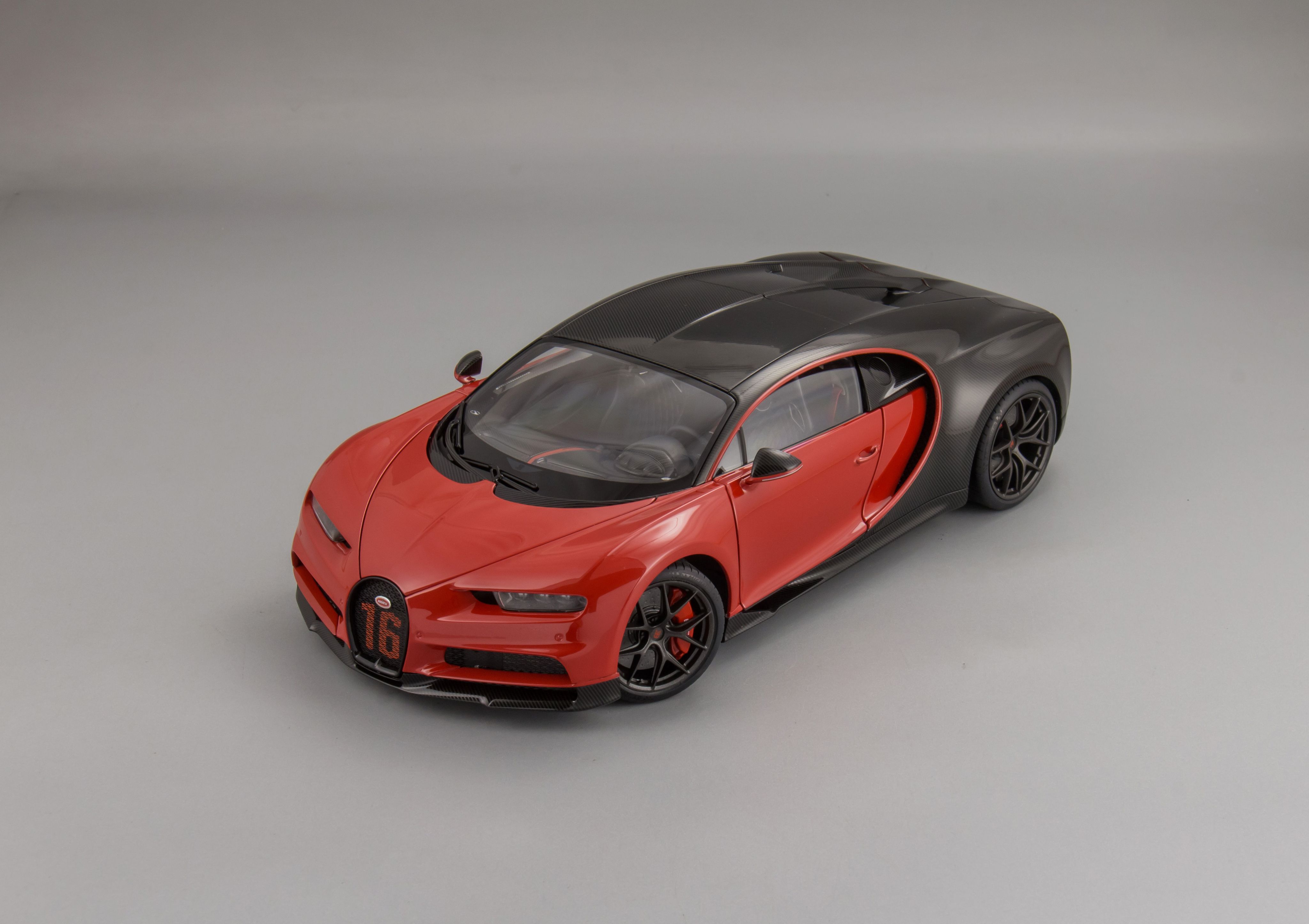 Bugatti Chiron 1 18 AUTOART