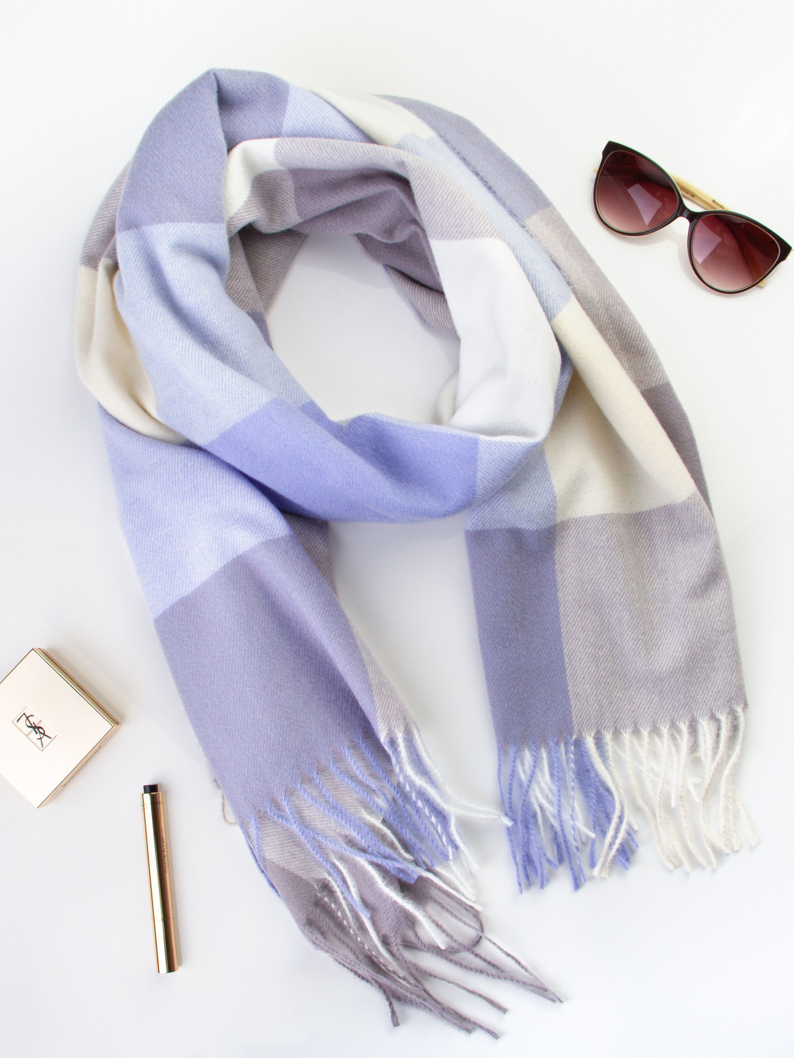 шелк moschino. платок теплый cashmere. шарфы женские брендовые. самый дорогой шарф. шарф азбука.