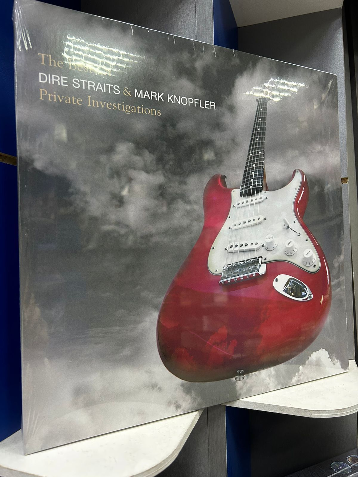 Dire Straits & Mark Knopfler. The Best Of. Private Investigations (2 LP)  Виниловая пластинка - купить с доставкой по выгодным ценам в  интернет-магазине OZON (543807101)