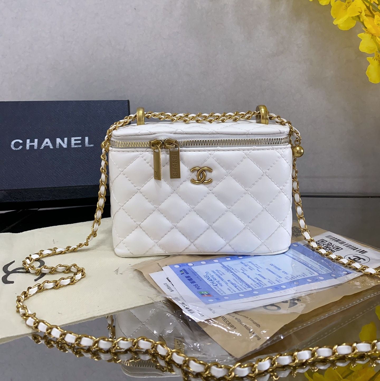 Chanel Сумка кондуктора ведро - купить с доставкой по выгодным ценам в  интернет-магазине OZON (1397066443)