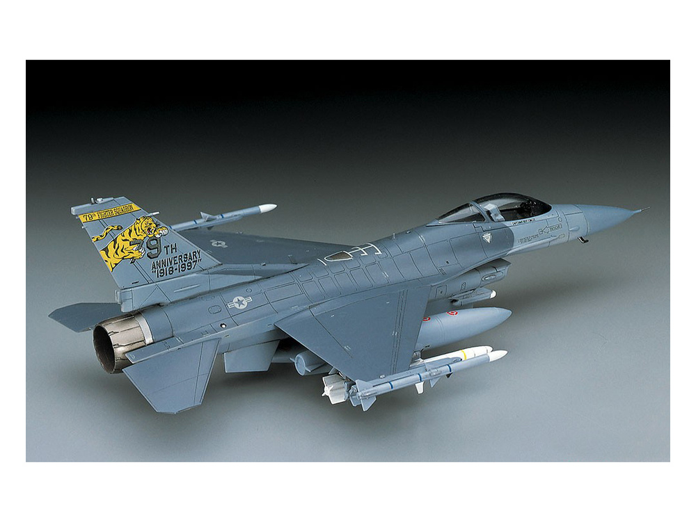 H00448 Hasegawa сборная модель Самолет F-16CJ (block 50) (1:72) #1