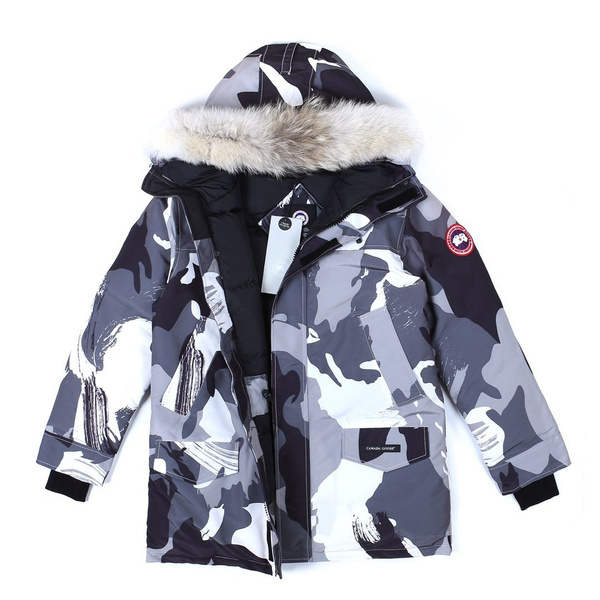 Пуховик CANADA GOOSE - купить с доставкой по выгодным ценам в интернет ...
