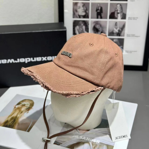 Кепка JACQUEMUS - купить с доставкой по выгодным ценам в интернет ...