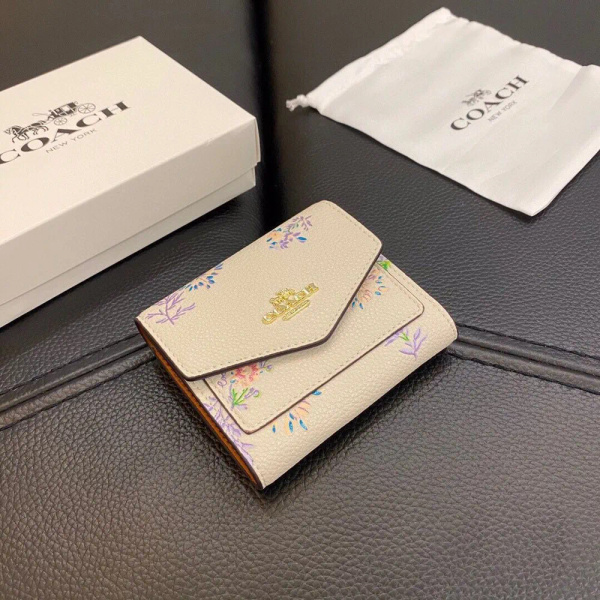 COACH Кошелек - купить с доставкой по выгодным ценам в интернет ...