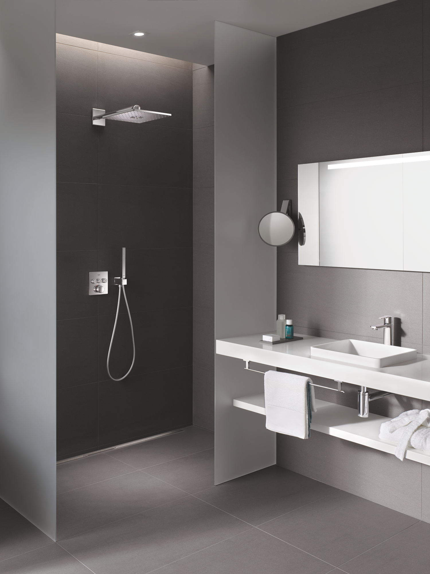 Grohe rainshower smartactive cube. Душевая система Grohe Rainshower SMARTACTIVE Cube 34706000. Grohe Grohtherm SMARTCONTROL 34706000. Grohe SMARTCONTROL. Душевая система Grohe SMARTCONTROL.