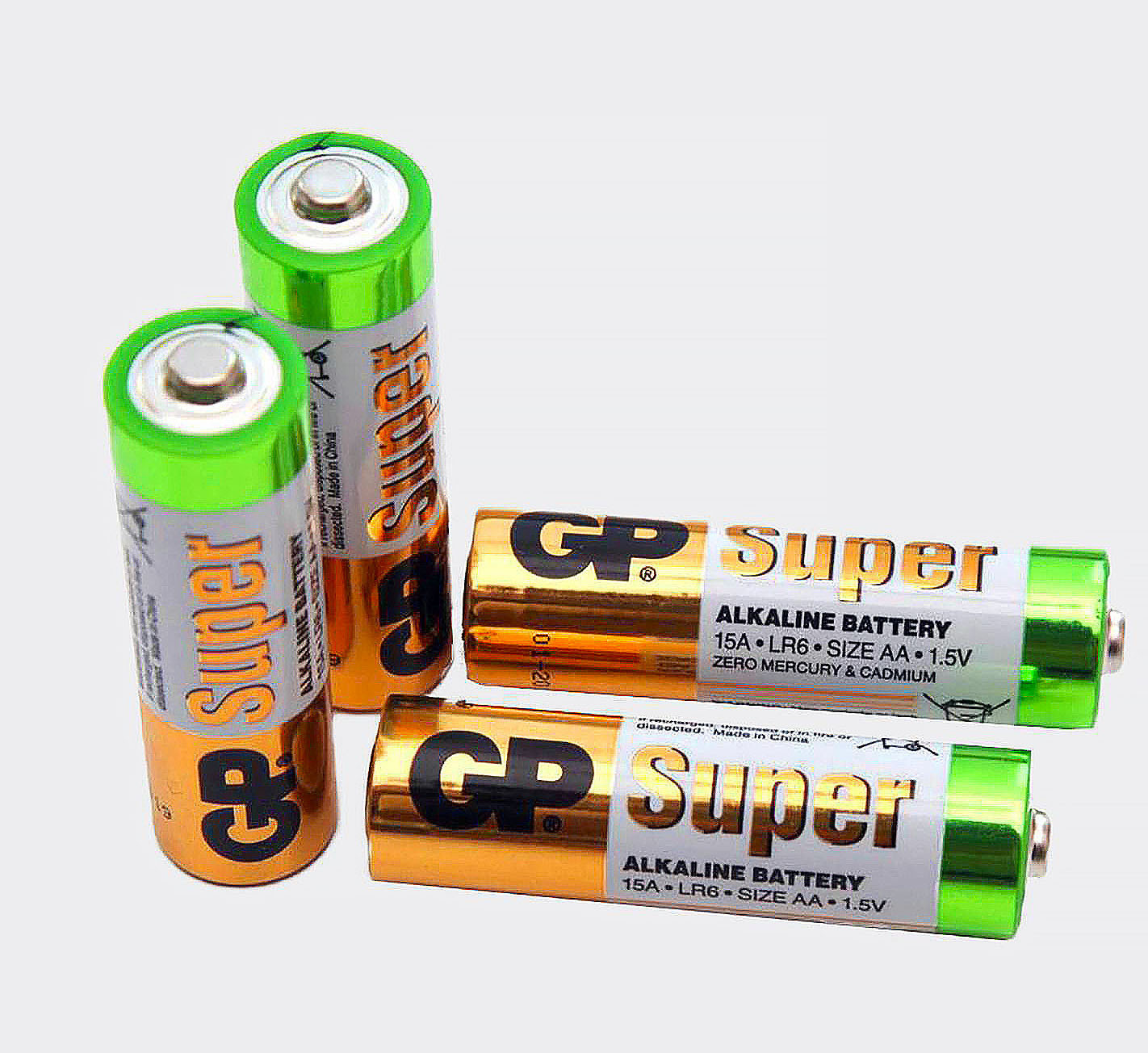 Gp batteries super. Батарейки GP пальчиковые АА lr6 (20 штук в упаковке). Батарейка GP super lr06 AA Shrink 4 Alkaline Batteries. Батарейка GP super AA lr6 15 a 2 шт.. GP super батарейки ААА 6 шт.