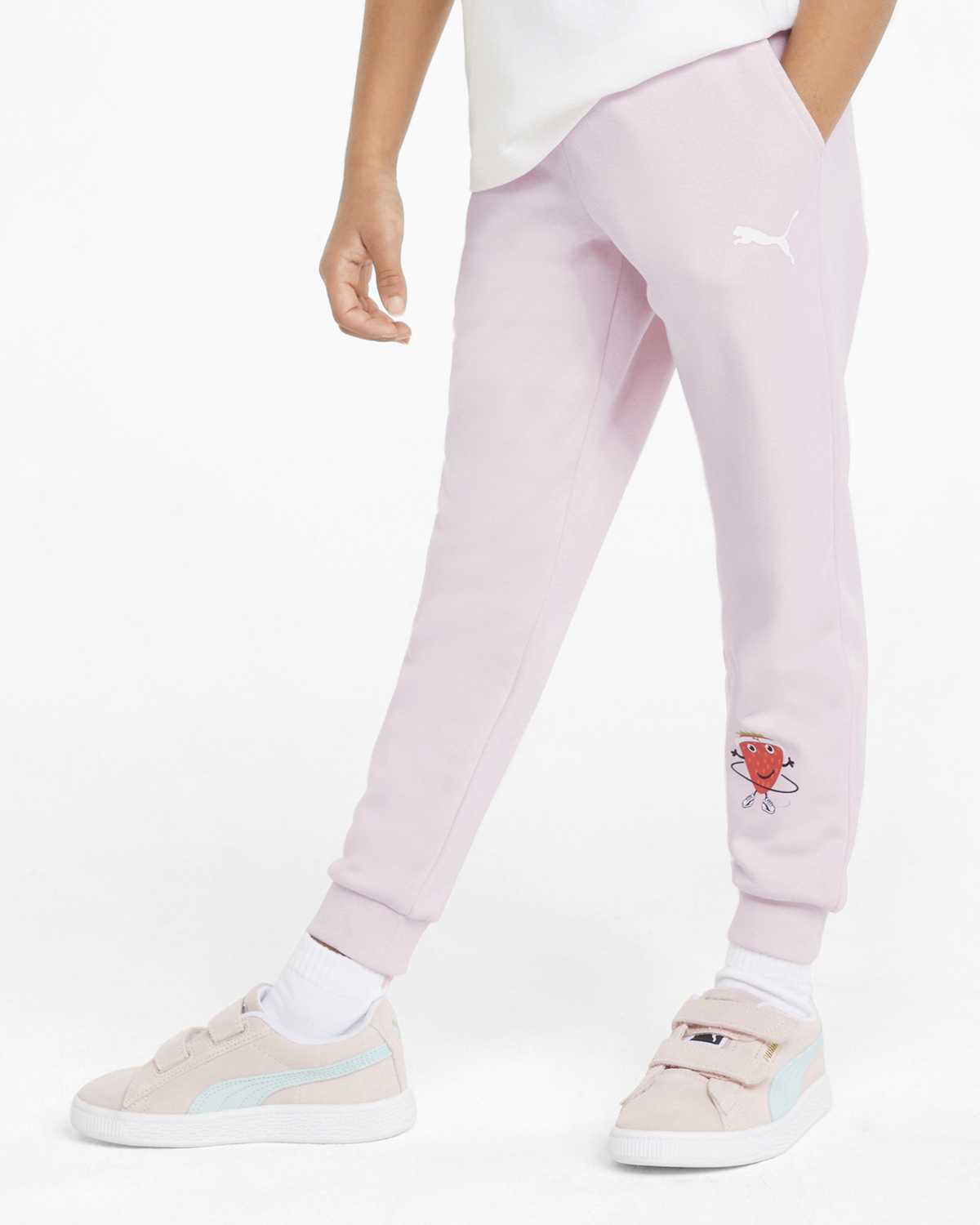 Puma детский спортивный. Детские штаны Fruitmates Kids' Sweatpants. Брюки спортивные lnfuse Sweatpants Puma. Спортивные брюки Пума детские. Спортивные брюки Puma 84731701 Fruitmates Sweatpants tr CL для мальчика, цвет чёрный.