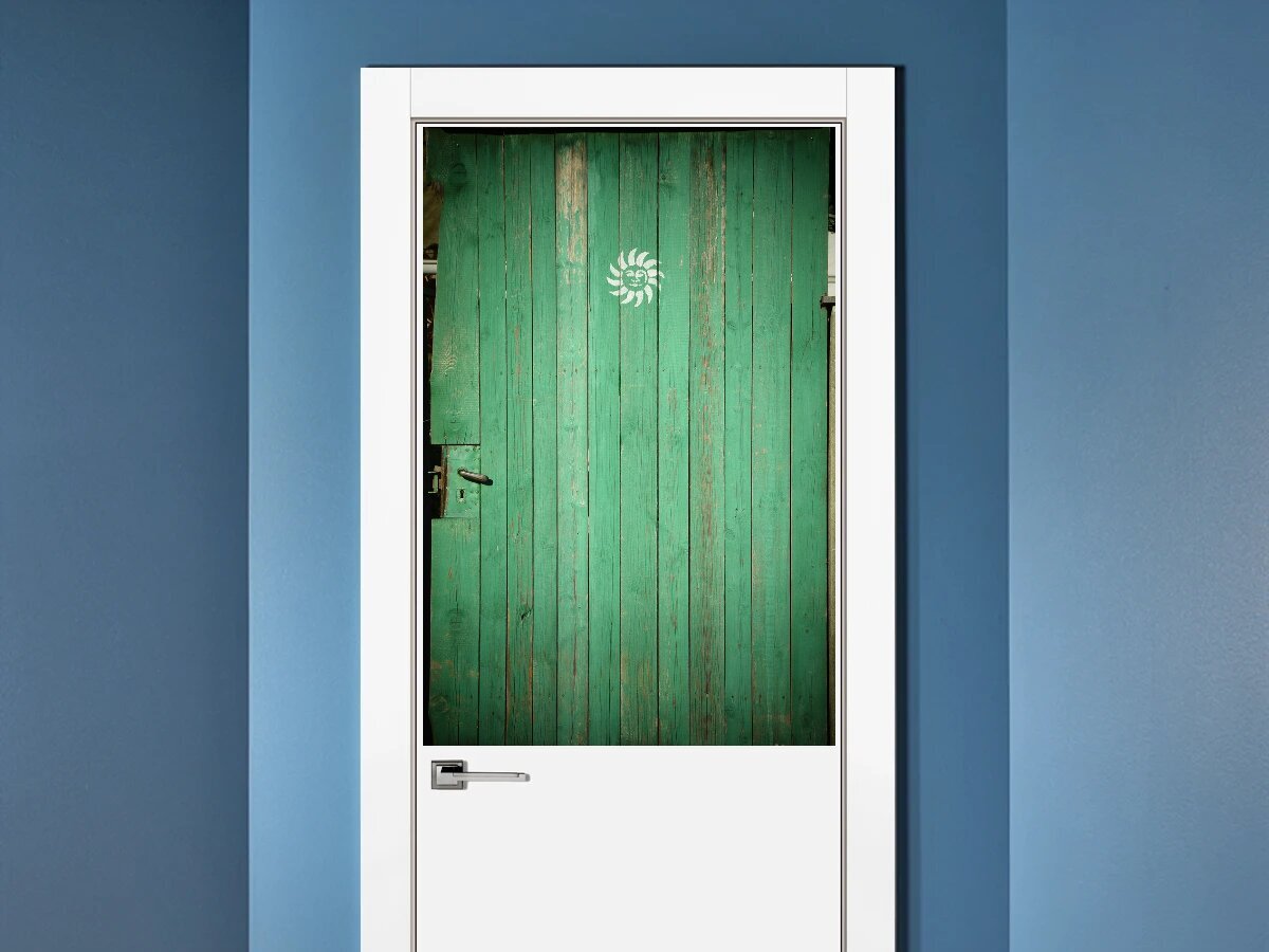 Green door