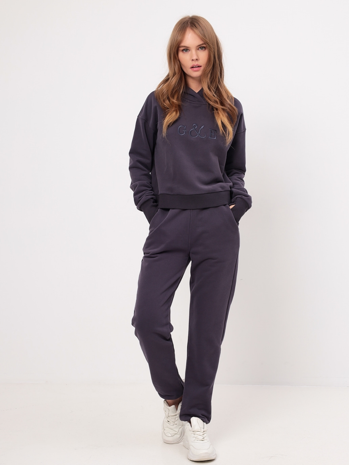 E g одежда. Серая куртка мужчины. 50 цент толстовка. G a одежда. G-lab куртки.