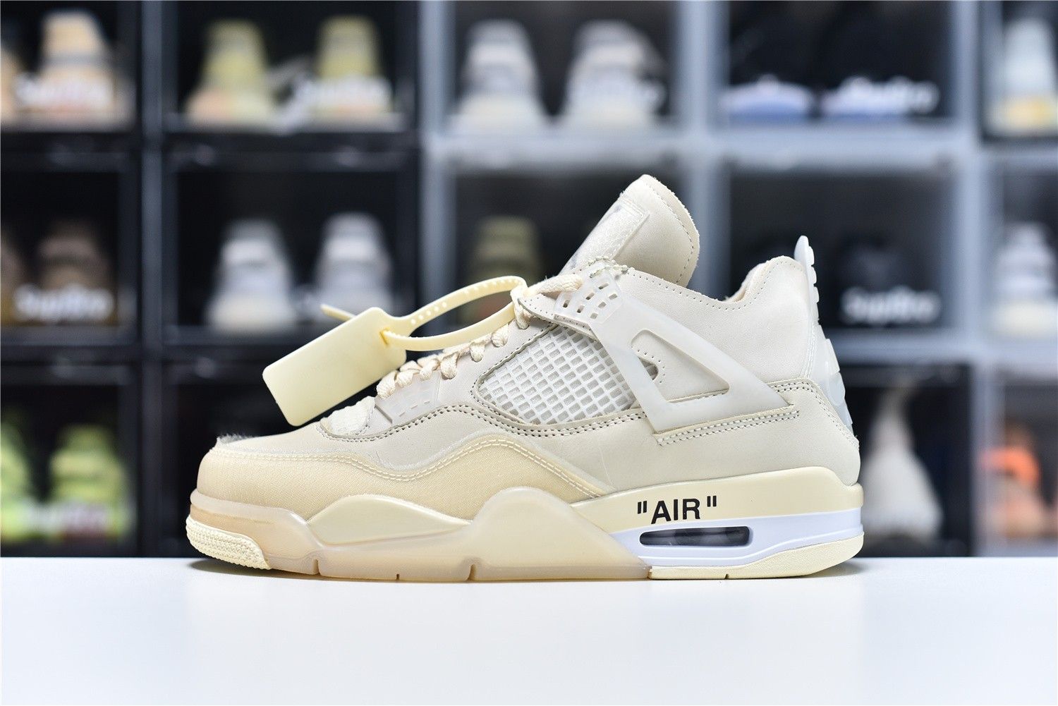 Off-White x Air Jordan 4 Retro Sail.