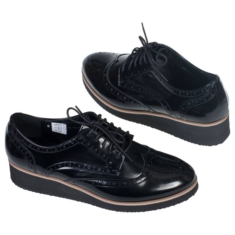 Taccardi женские. женские классические ботинки. женские классические туфли на шнурках. женские классические ботинки. туфли женские без каблука на шнурках.