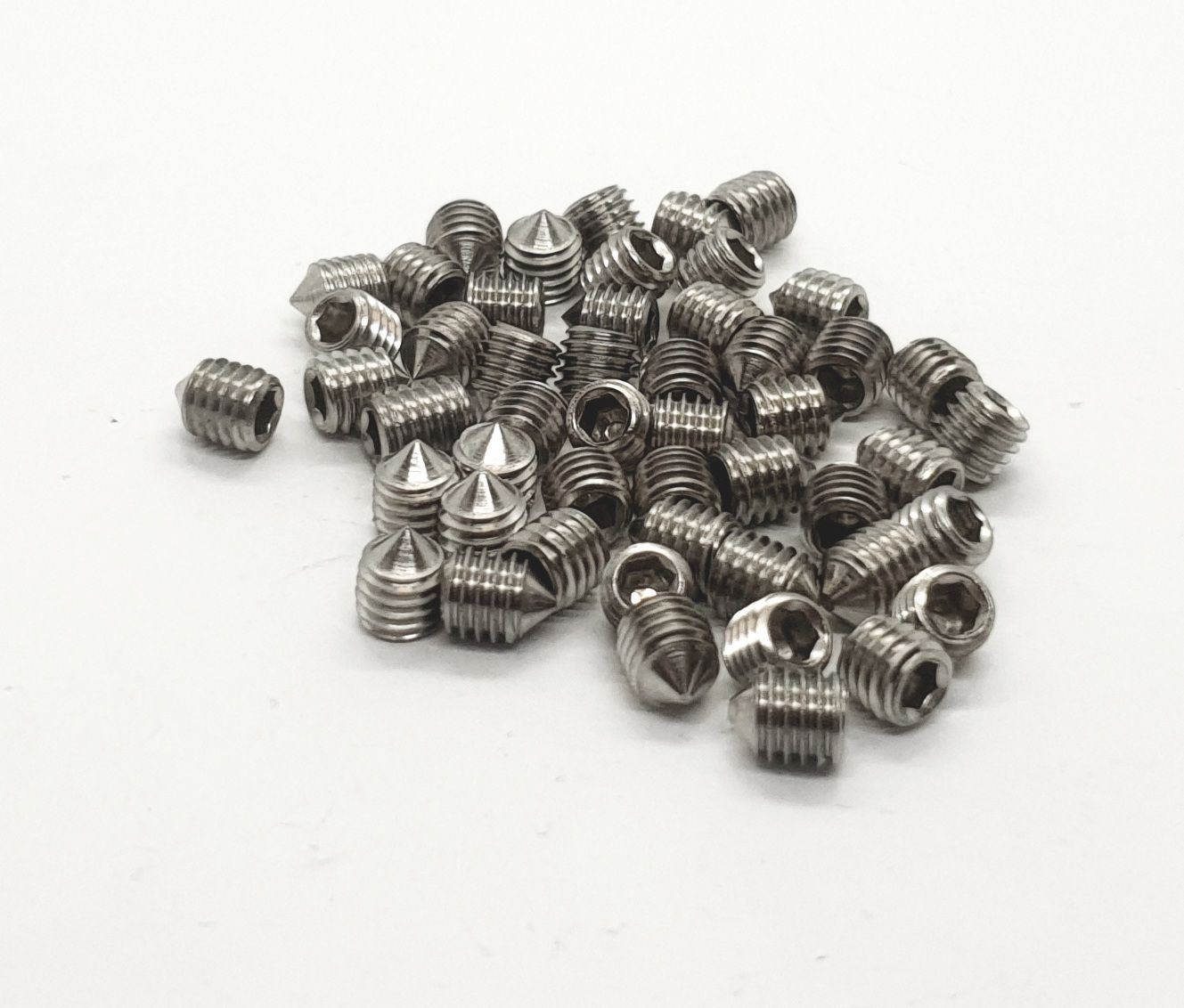 Винт установочный м5×12 a2 70 hc din915. Винт установочный м5. Установочный винт m5x10. Винт установочный м6х20 din914. Винт установочный din 914 м 8х10.