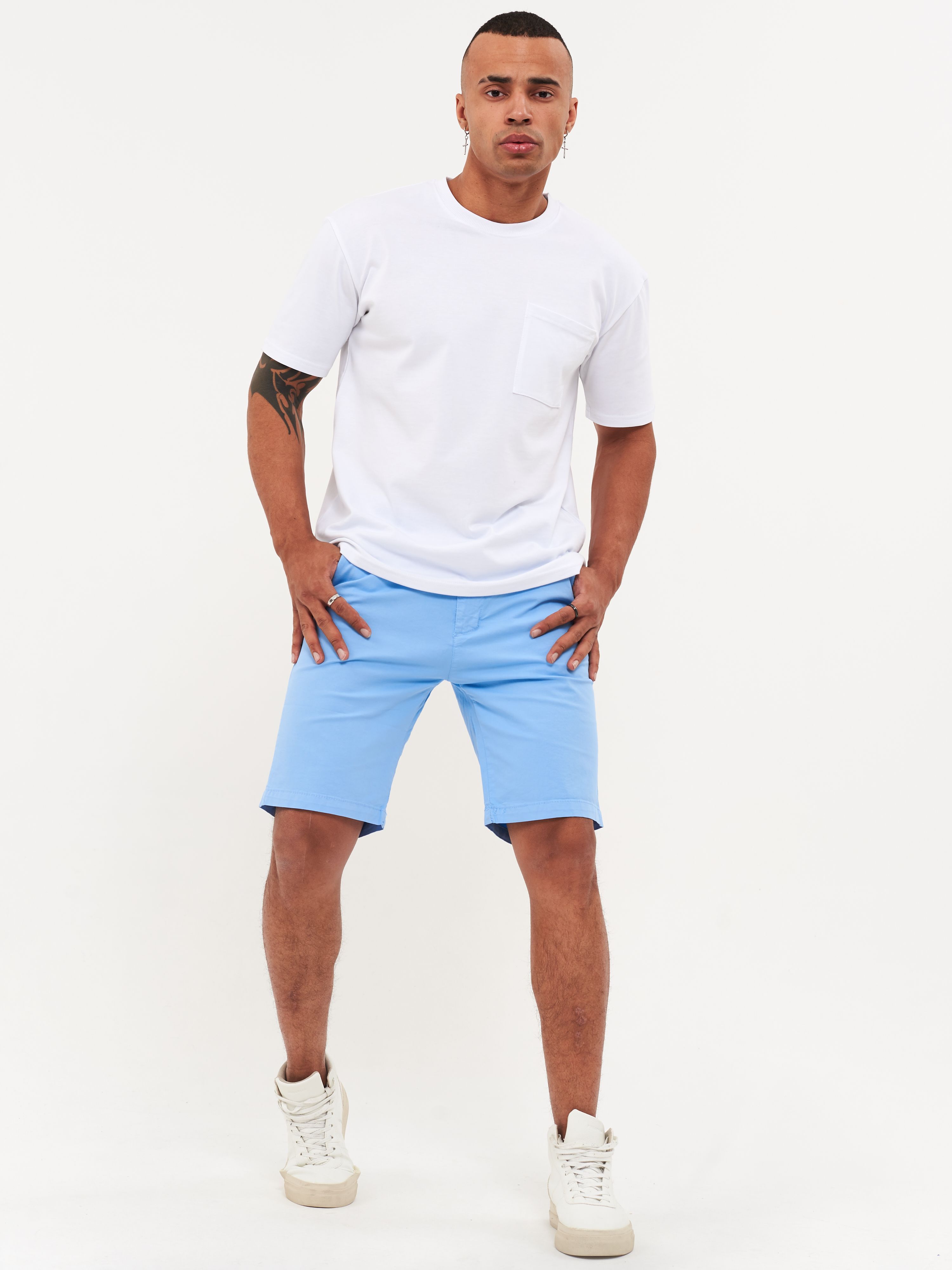 Men in Oversized Bermuda shorts