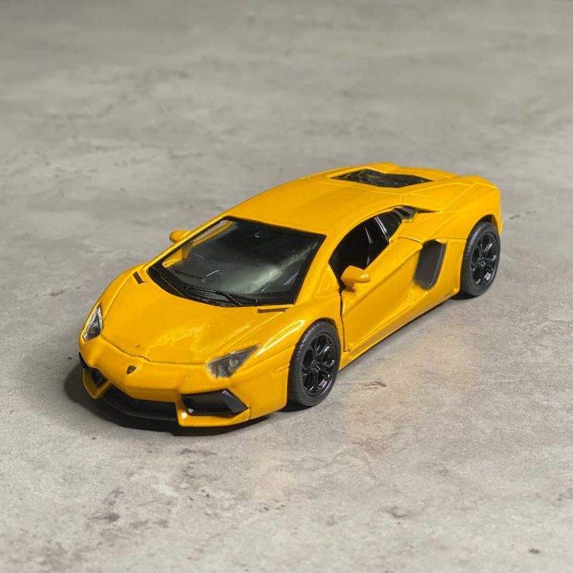 Lamborghini Aventador Р¶РµР»С‚С‹Р№