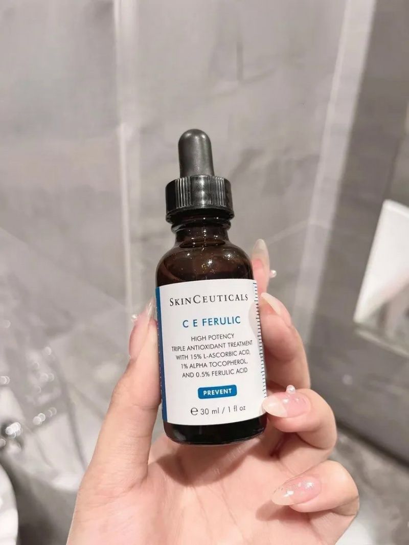 Скин сьютикалс сыворотка серум. Сыворотка skinceuticals blemish. Blemish сыворотка. Сыворотка для лица для проблемной кожи. Blemish сыворотка.