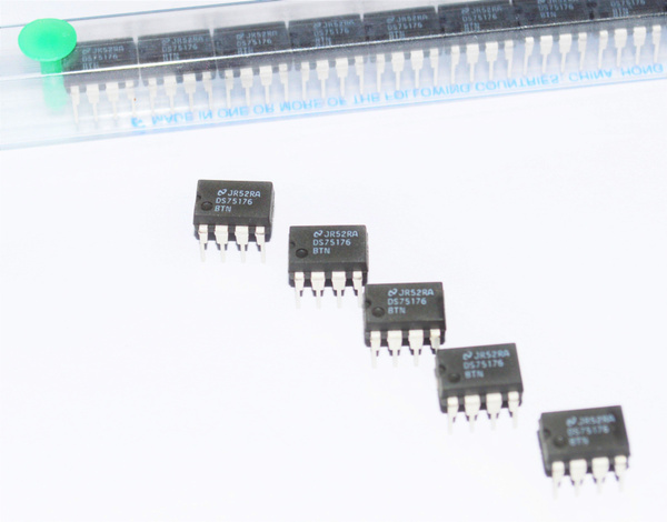 Микросхема dip8. Isd1820py. Njm2068l SIP. 1820py.