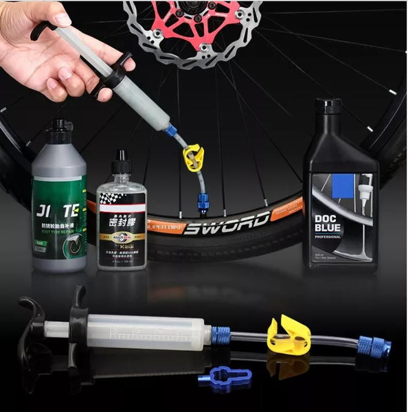 Набор BLACK TOOLS FIRETIRE2 для заполнения герметиком бескамерных ...