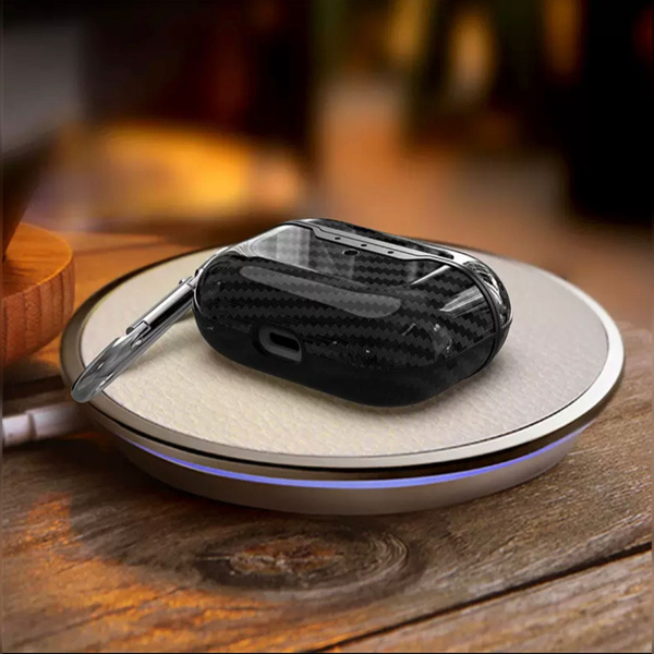 Чехол для наушников AirPods Pro карбон с карабином. Чехол для наушников ...