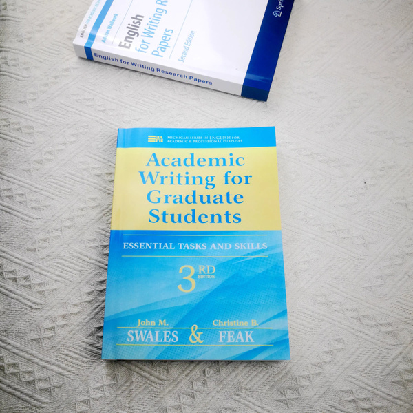 Academic writing for graduate students essential tasks and skills