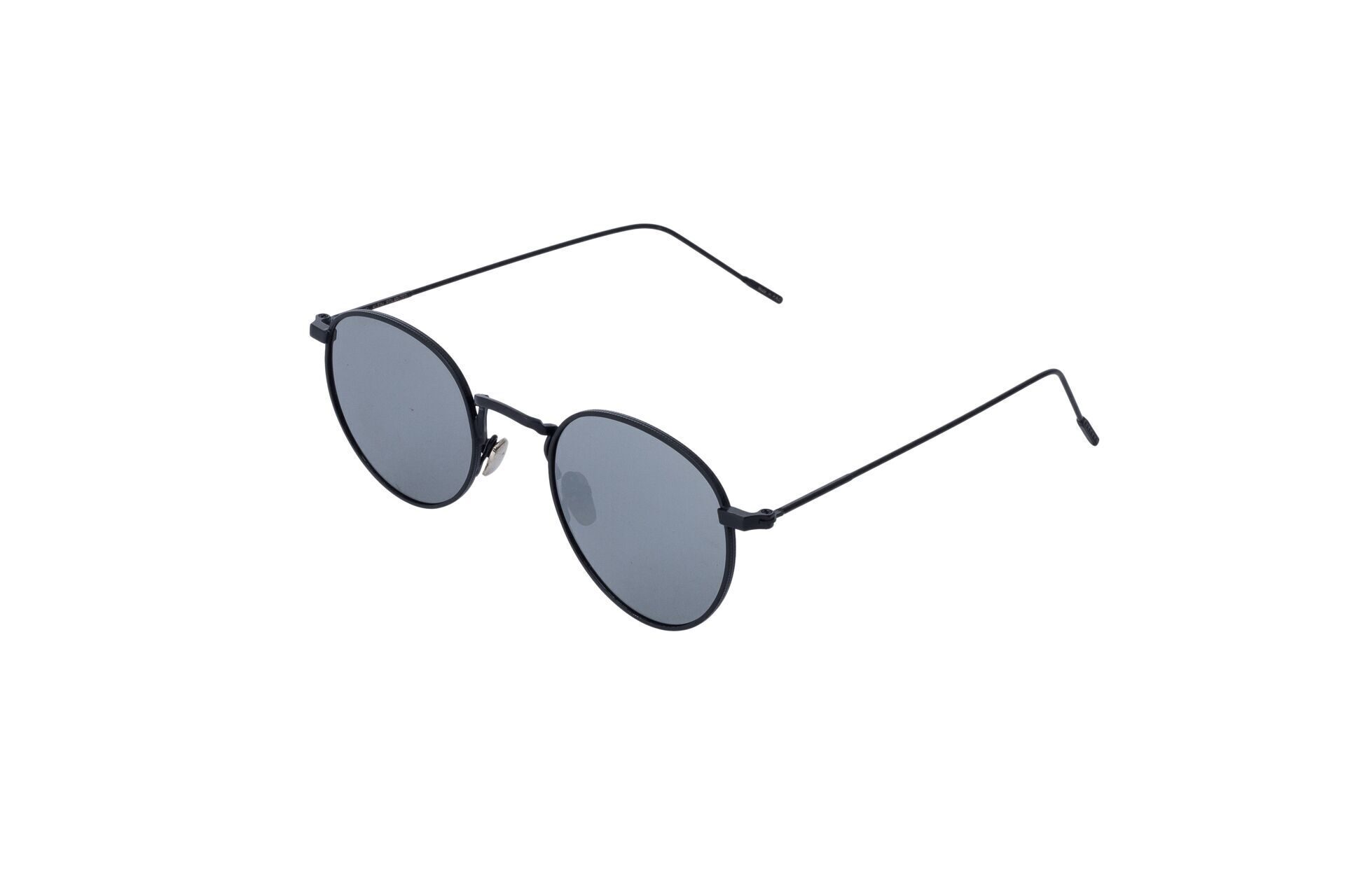 Даниэль кляйн очки женские. Daniel очки. Vans spicoli 4 shades sunglasses. Viola polar. Daniel очки.