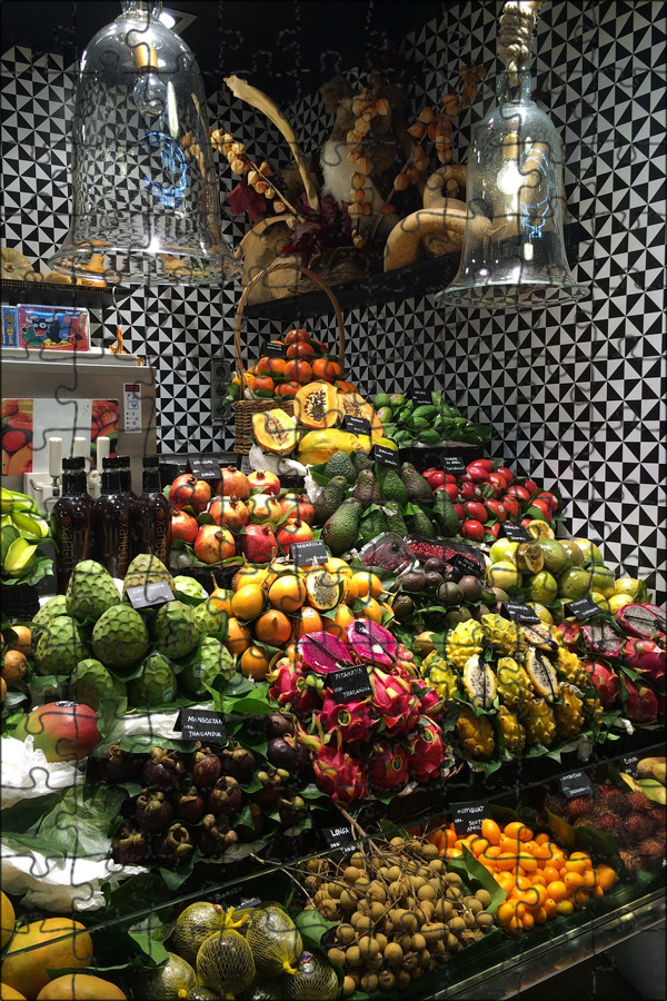 красивая выкладка овощей и фруктов. прилавок с овощами и фруктами. фрукты в магазине. фуд сити люберцы. магазин овощи фрукты.