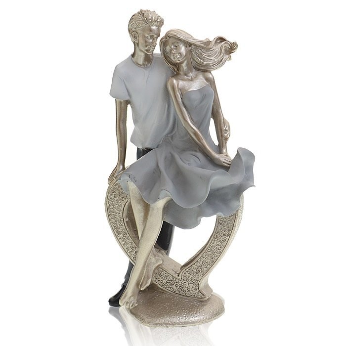 Вб статуэтки. Статуэтки для интерьера. Статуэтки из фарфора с золотом. Часы vittorio sabadin. Декоративные фигурки и статуэтки для интерьера.