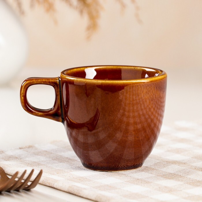 чашка коричневая. коричневые чашки. кружка коричневая. керамические кружки коричневые. кружка коричневая.